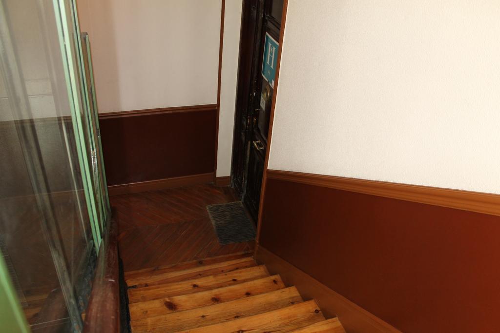 Hostal Graciela Madrid Extérieur photo