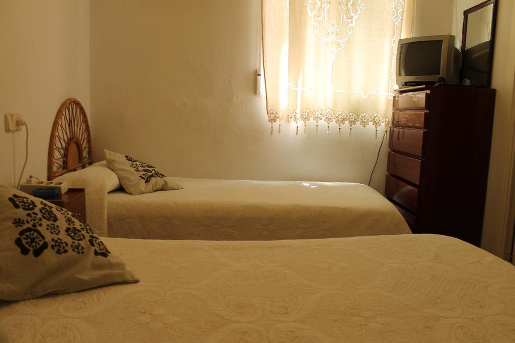 Hostal Graciela Madrid Chambre photo