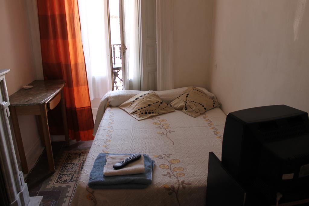 Hostal Graciela Madrid Chambre photo